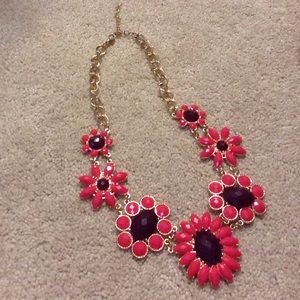 Statement necklace