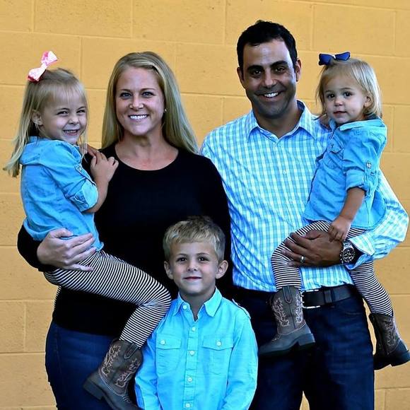 Meet your Posher, Melissa - Picture 1 of 1