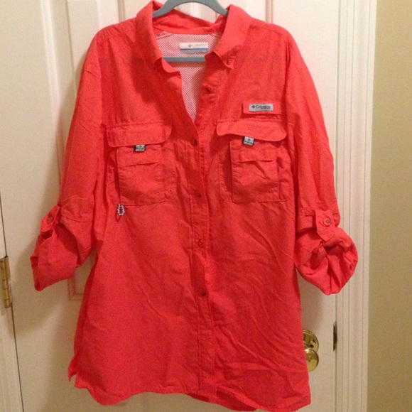 Coral Columbia pfg fishing shirt