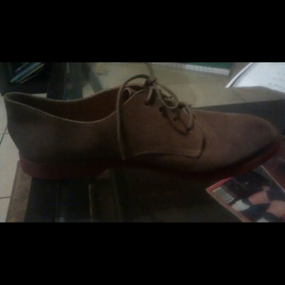 Shoes - Picture 1 of 2