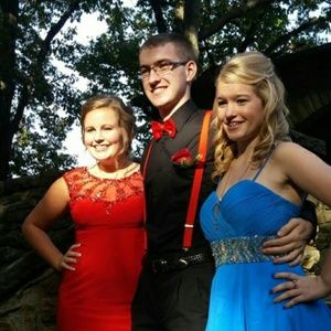 Meet your Posher, Elizabeth