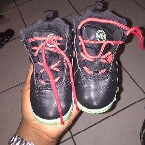 Nike toddlers 7c