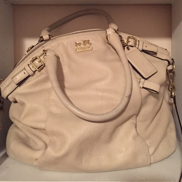 AUTHENTIC Coach bag, gently use, price $400