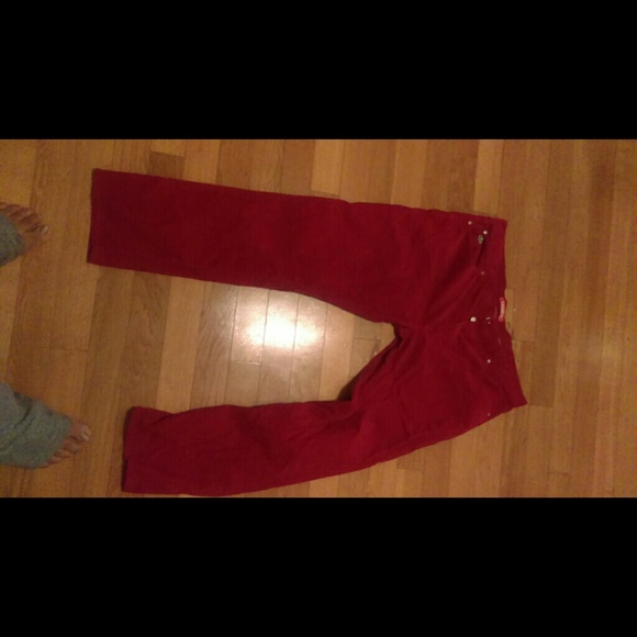 Red Lacoste Curdoroy Size 38/32