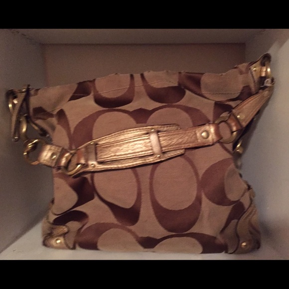 AUTHENTIC Coach bag