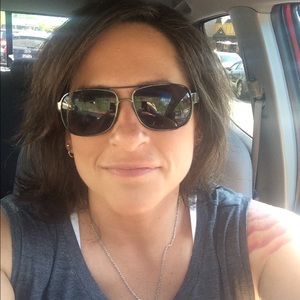 Meet your Posher, Jodi