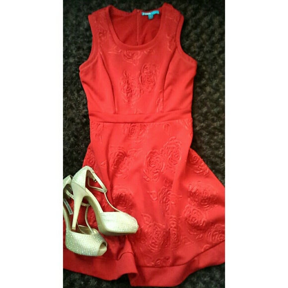 L'Amour Dresses & Skirts - Red dress