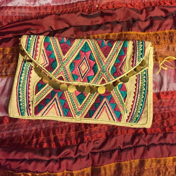 Boho sheik clutch🌾 *make me an offer ☺️