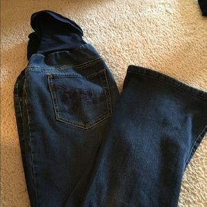 Maternity jeans