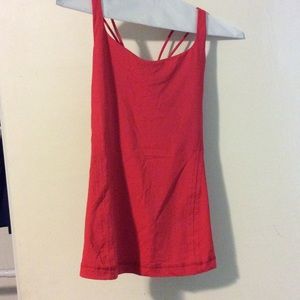 Workout tank, built in bra