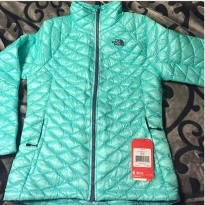 🎉SOLD🎉 Thermoball jacket M mint blue