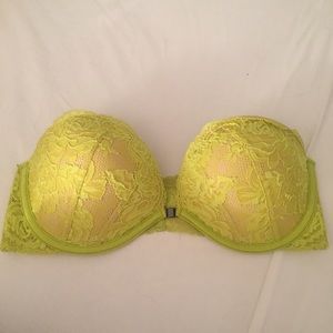 VS strapless bra