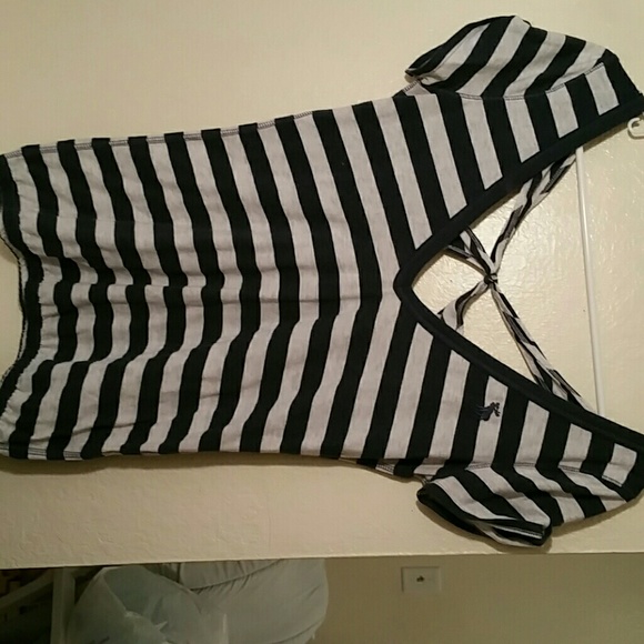 Abercrombie & Fitch open back shirt!