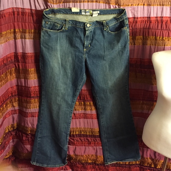 Old navy flare jeans *make me an offer😊