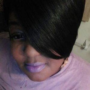 Meet your Posher, Valerie