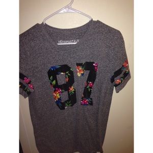 ❤️NWOT❤️ Tropical jersey shirt