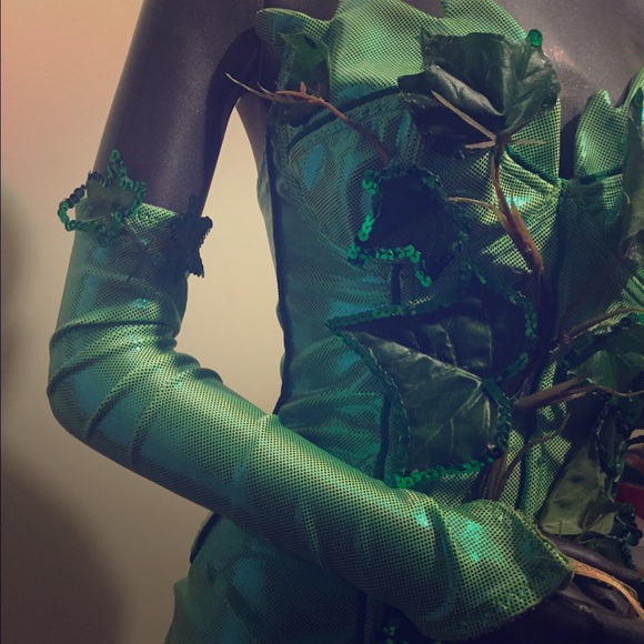 poison ivy custom Halloween costume