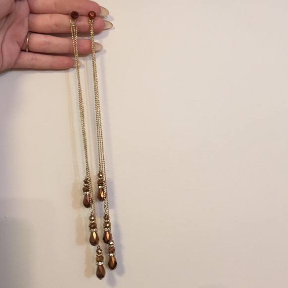 Long earings.