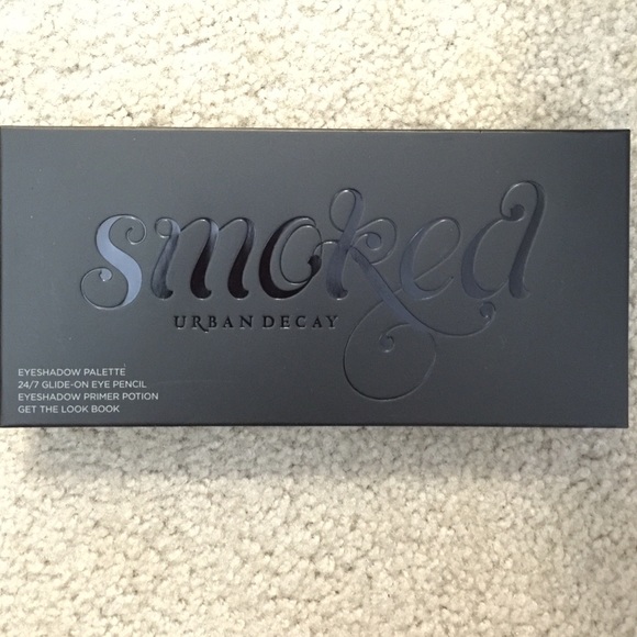 Urban Decay Smoked Palette