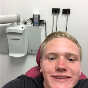 Meet your Posher, Max