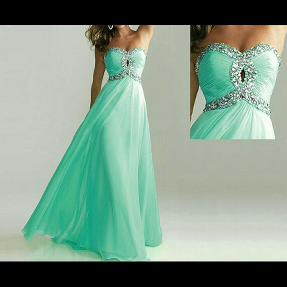 Turquoise/Teal Prom Dress