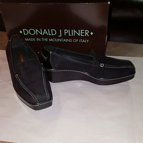 donald j pliner wedge shoes