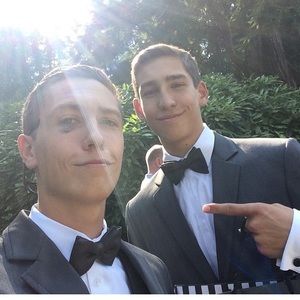 Meet your Posher, Lawson