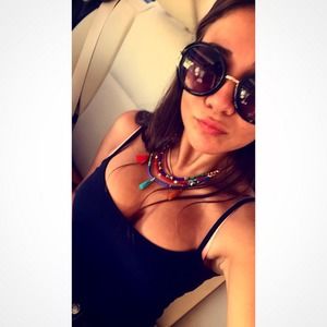 Meet your Posher, Ceren