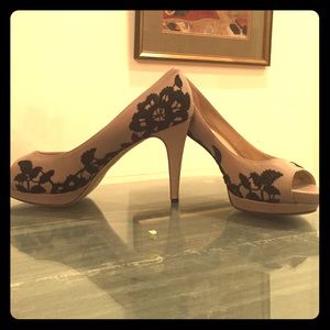 Valentino Heels Size 39 - Never Worn!