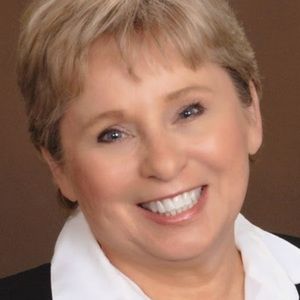 Meet your Posher, Constance