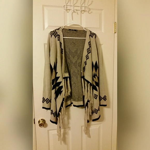 Tan kimono cardigan with fringe