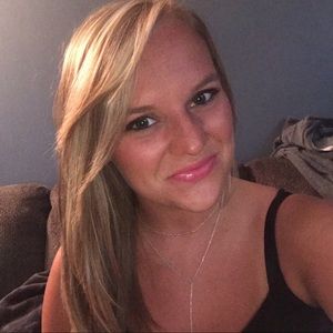 Meet your Posher, Catherine