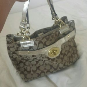 Coach Purse *MAKE ME AN OFFER*