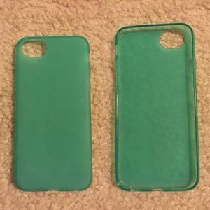 Green iPhone 6 case.