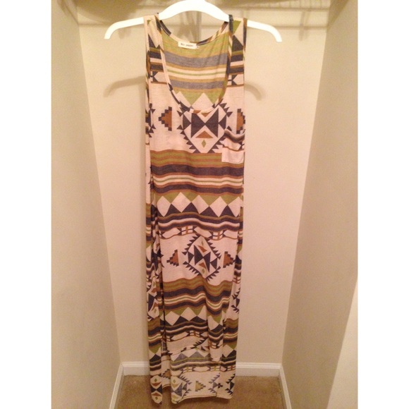 Maxi dress with slight High Low