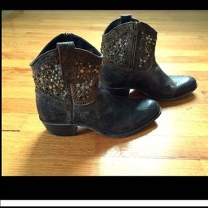 Frye Deborah Studded Short Boots