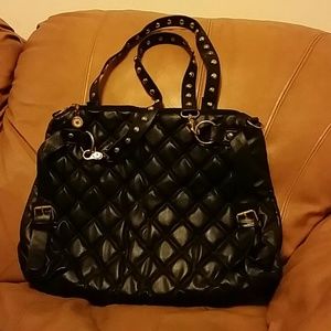 Black leather shoulder handbag