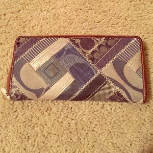 Coach accordion zip wallet