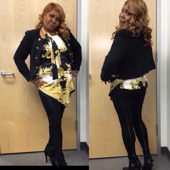 ❤️ it when my Poshers have fab closets!