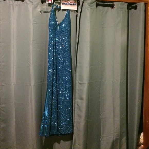 Blue sequins dress