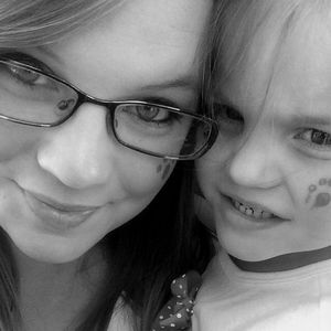 Meet your Posher, Hillary