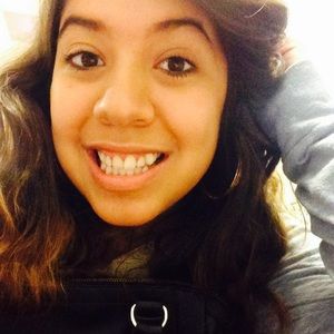 Meet your Posher, Edith