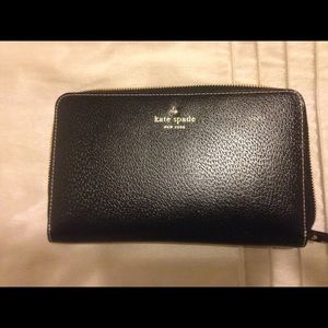 Kate Spade Grand Street travel wallet nwt