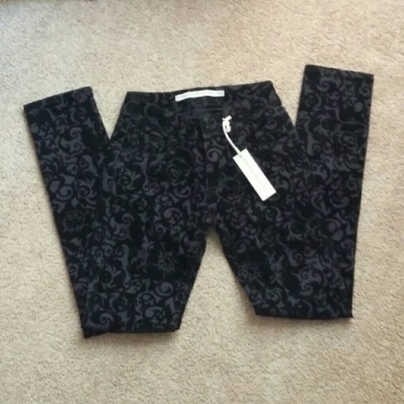 Romeo and Juliet couture skinnies - Picture 2 of 4