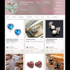 Please follow my niece closet.