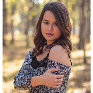 Meet your Posher, Macy