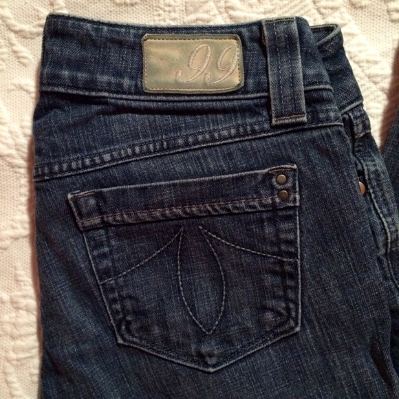 Level 99 Flare Jeans Size 27