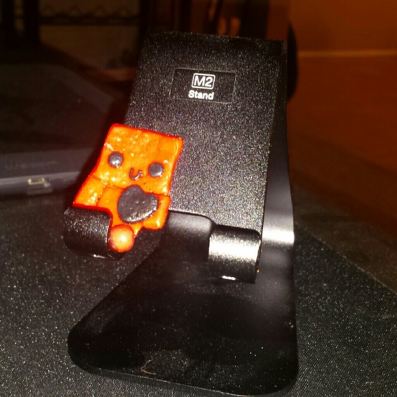 Meet your Posher, Becca - Picture 1 of 1