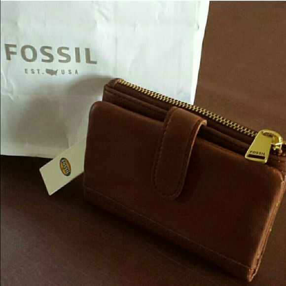 Trying to find the name of this wallet!