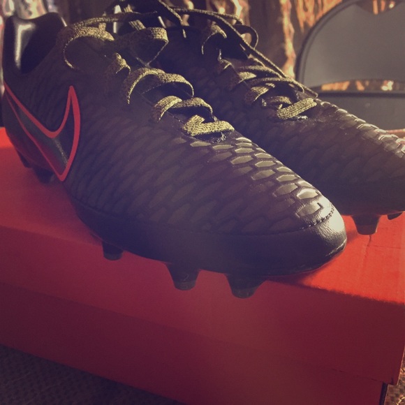 Men's Nike Magista Onda Soccer Cleats!